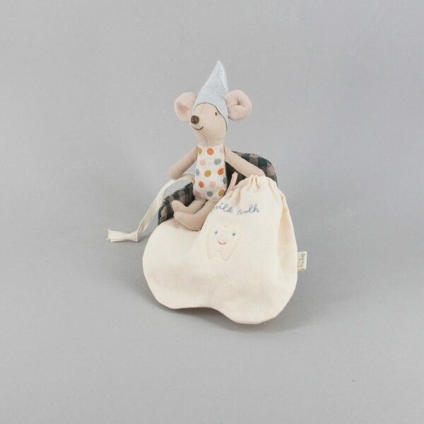 Maileg Tiny Tooth Fairy Mouse and Pouch.